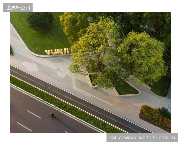 顶级体育场馆的设计风向标:通过柔性空间设计,主动消解建筑体与城市公共空间的边界感 顶级体育场馆的设计风向标:通过柔性空间设计,主动消解建筑体与城市公共空间的边界感