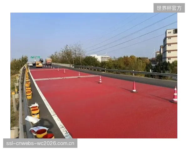 源自北京冬奥会场馆道路的低温防滑技术,被移植至北方赛车场,应对冬季沥青封层冷脆问题 源自北京冬奥会场馆道路的低温防滑技术,被移植至北方赛车场,应对冬季沥青封层冷脆问题